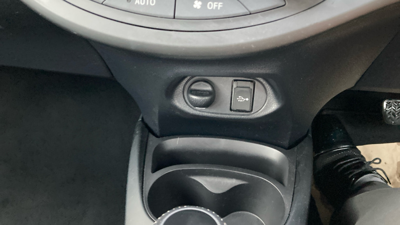 Toyota Yaris 1.5 Hybrid Icon Tech 5dr CVT Hybrid Hatchback